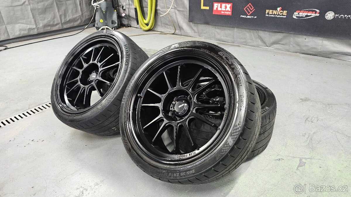 KONIG Hypergram 9,5x18 5X120 ET35 Matte Black 265/35R18 - 4
