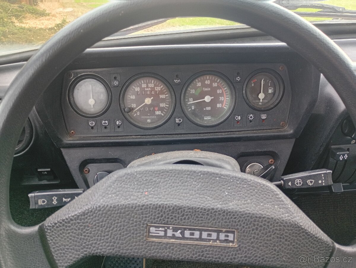 Škoda 120 LS - 4