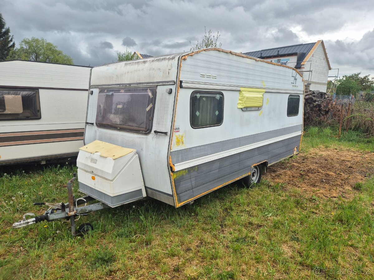 Karavan Bürszner 470 - 4