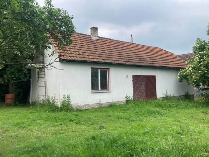 Dva rodinné domy/zemědělská usedlost - 4