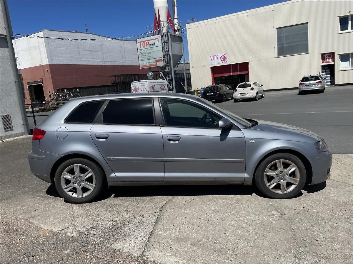 Audi A3 2,0 TDi 103kW"S-line"servis - 4