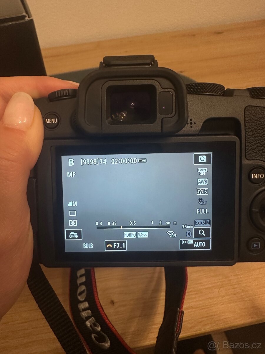 Canon EOS R8 - 4