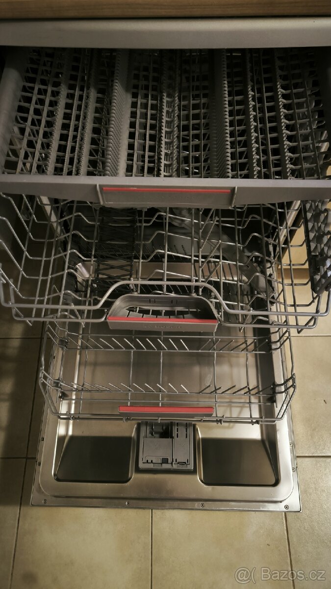 Nerezová myčka Bosch - 4
