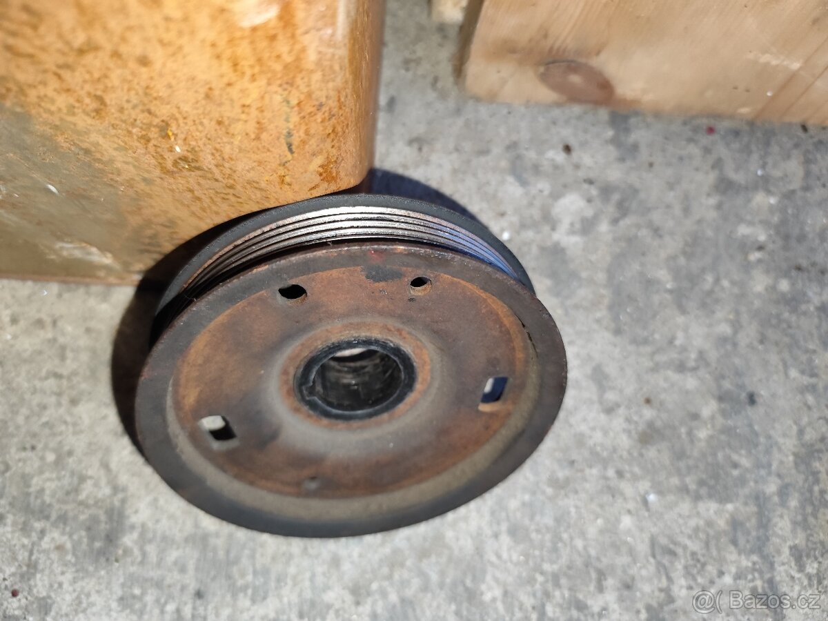 Peugeot Partner díly motoru - 4