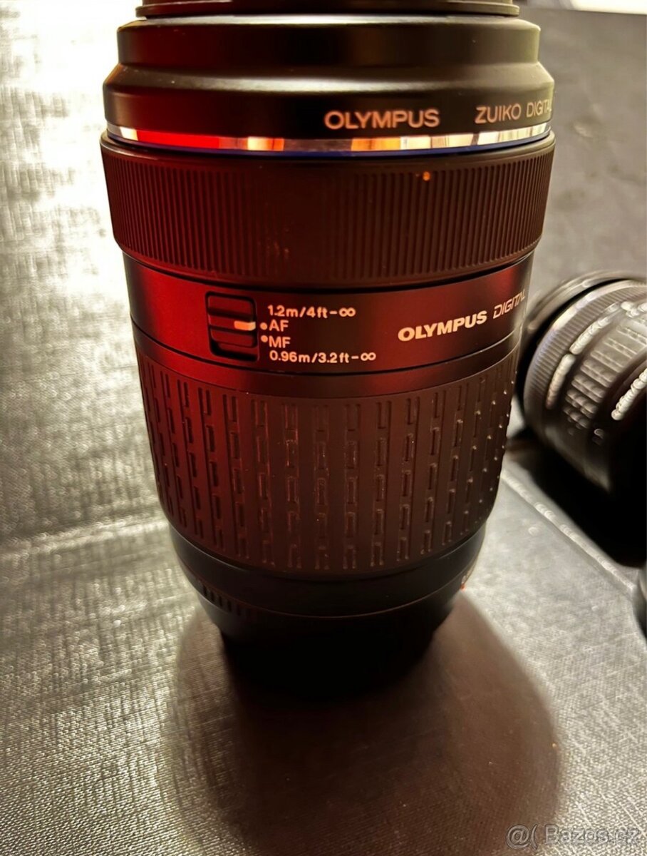 Olympus Zuiko 70-300mm a 14-42mm - 4