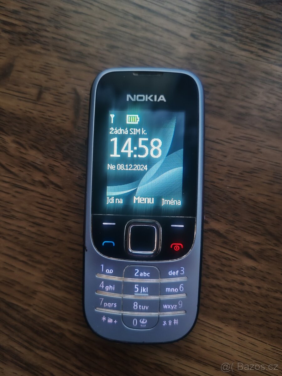 Nokia 2330 classic - 4