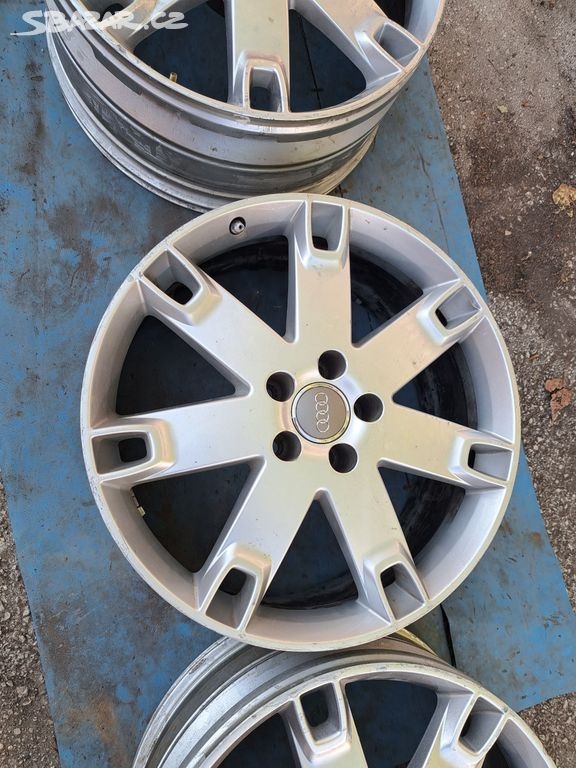 Alu kola Audi 5x112 r19 et41 - 4