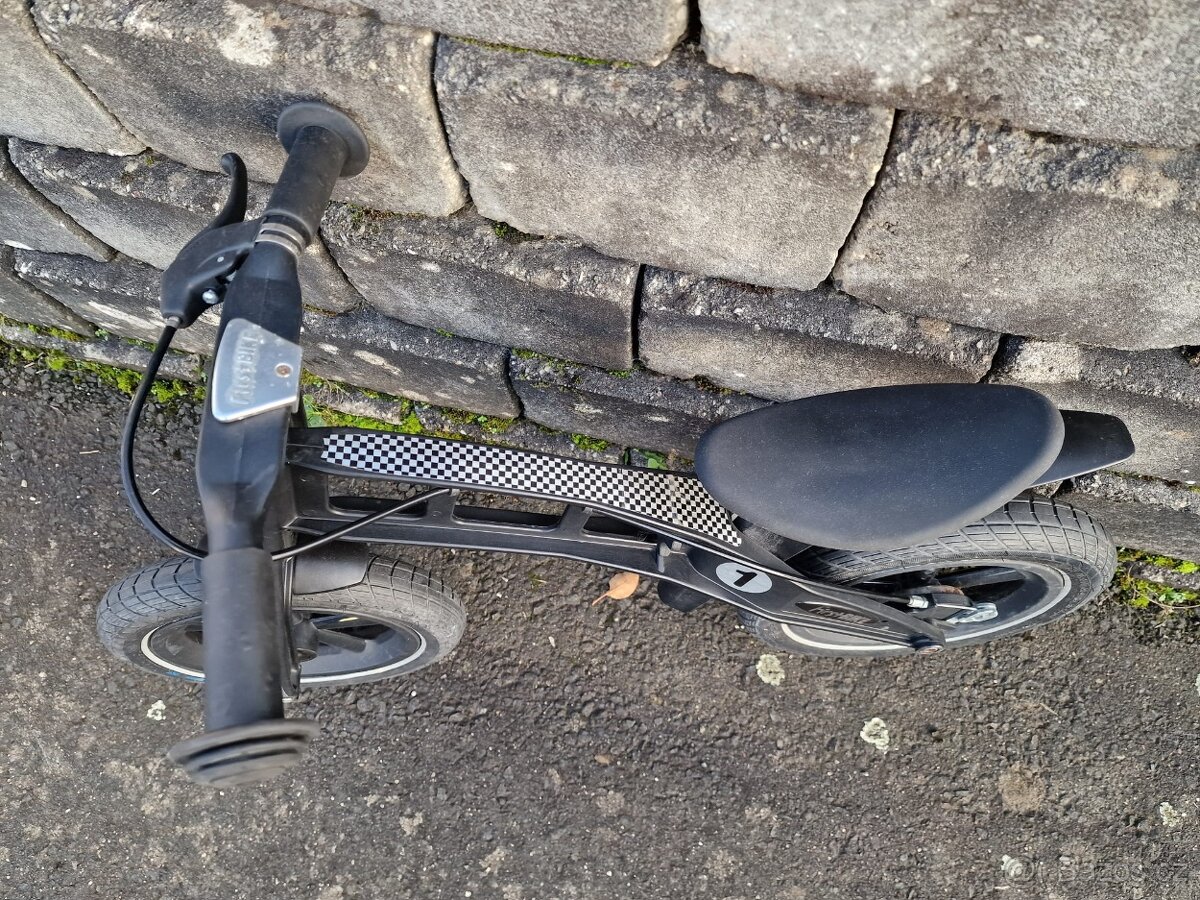 Odrážedlo First Bike - 4