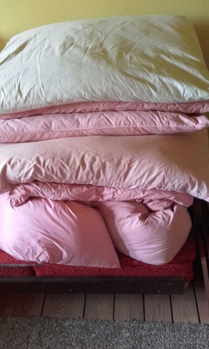 Deky a polštáře - 4