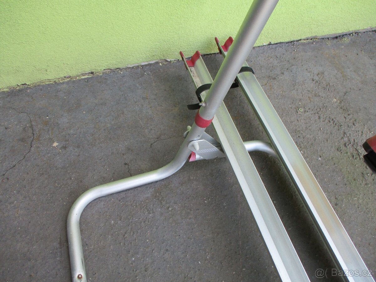 zadní nosič kol na karavan č. N 01 - 4