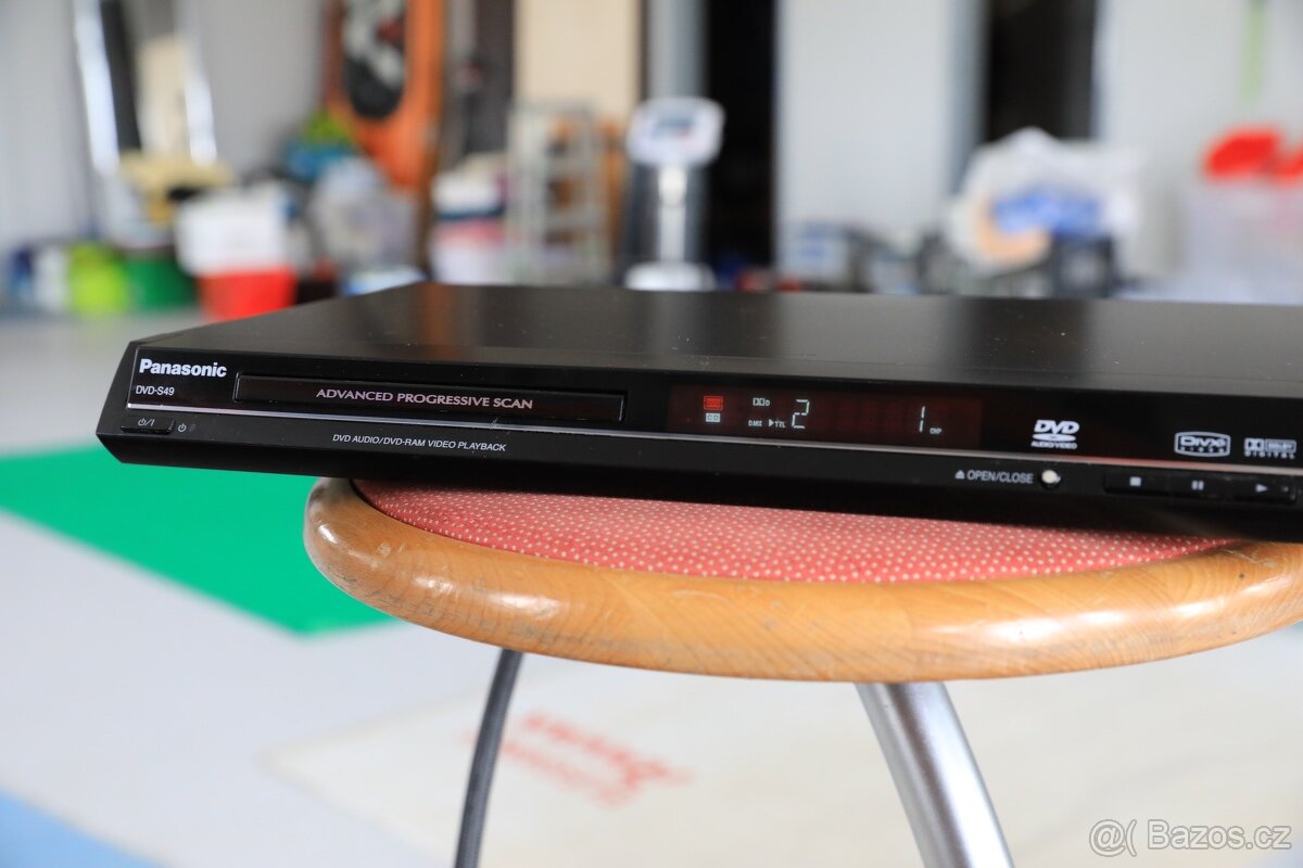 PANASONIC DVD S49 přehrávač - 4