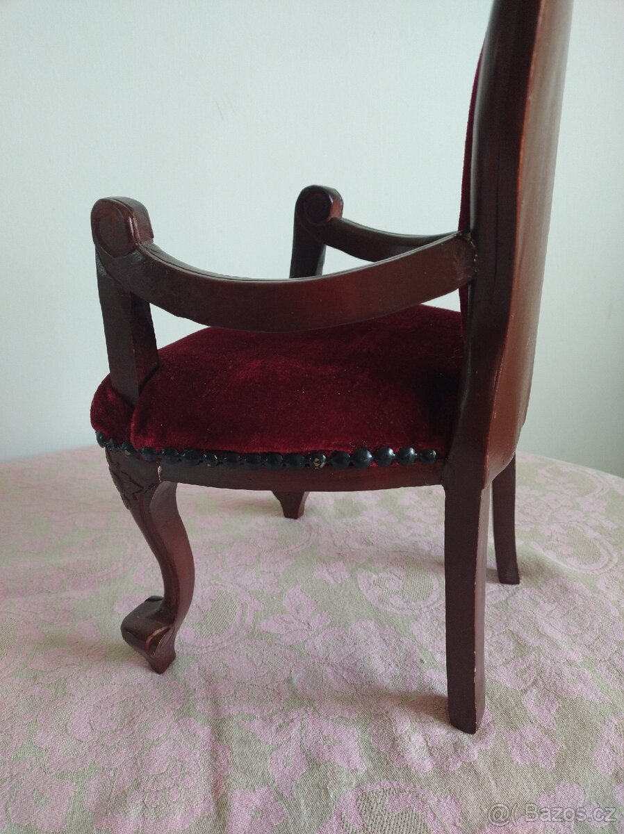 Křeslo pro panenku - 4