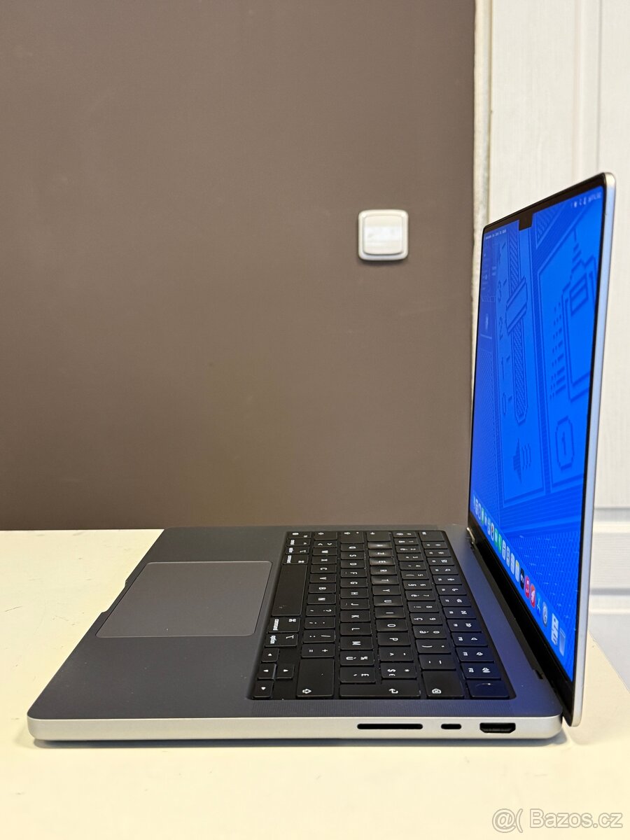 MacBook PRO 14” M1 PRO/32/512 - 4