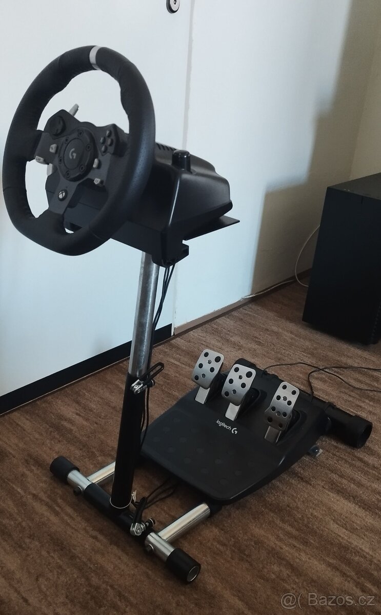Logitech G920 + Wheel Stand Pro Deluxe - 4