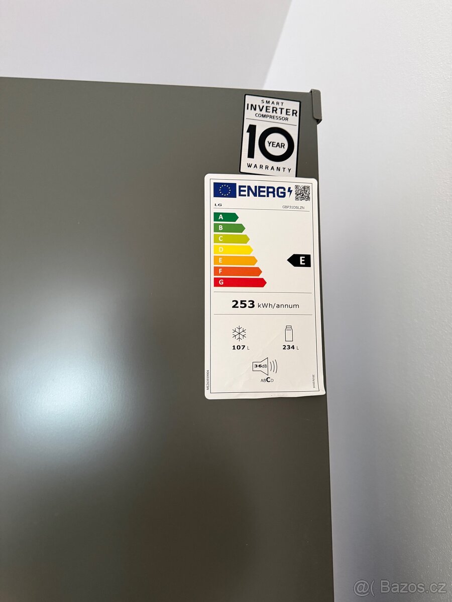 Lednice s mrazákem LG - 4