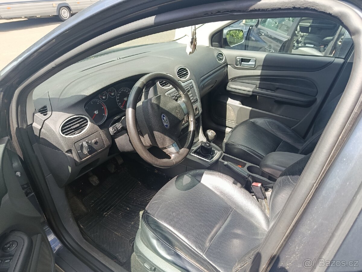 Ford Focus 2 - 4