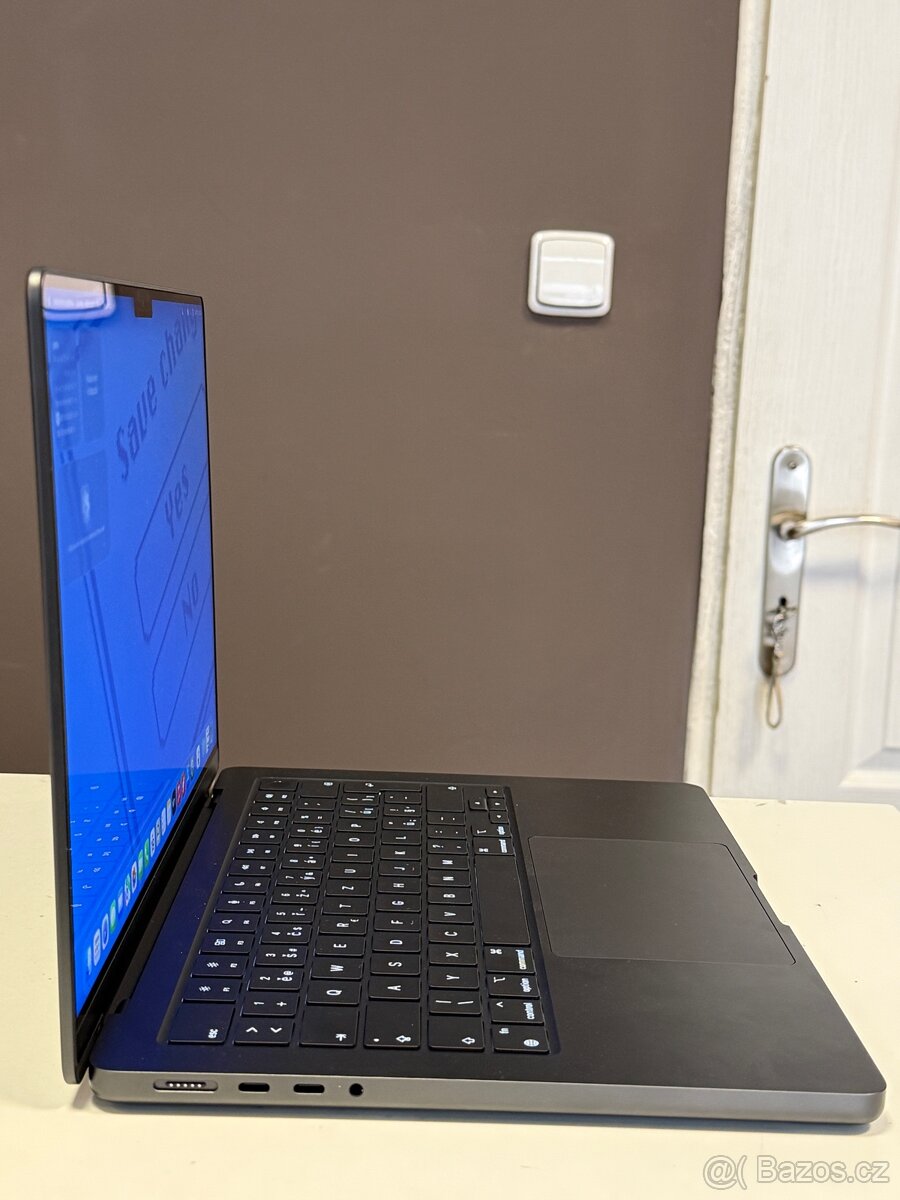 MacBook PRO M4 - 4