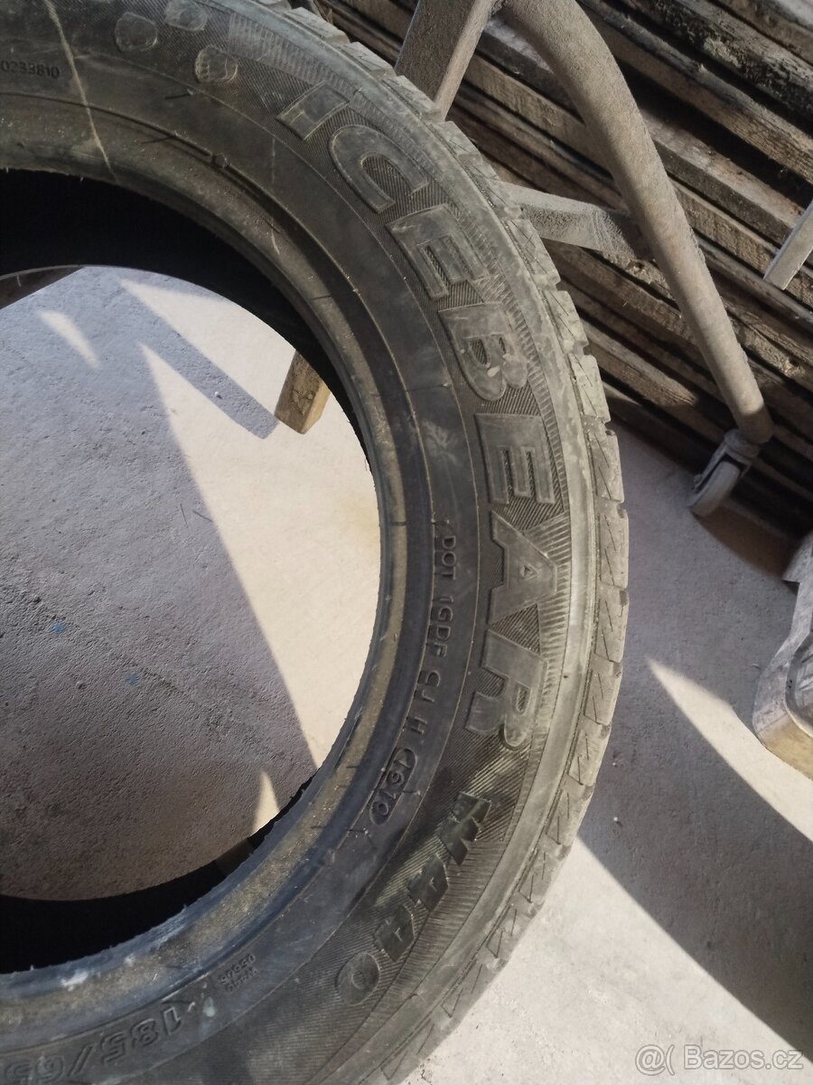 HANKOOK 185/65- 15 zimní - 4