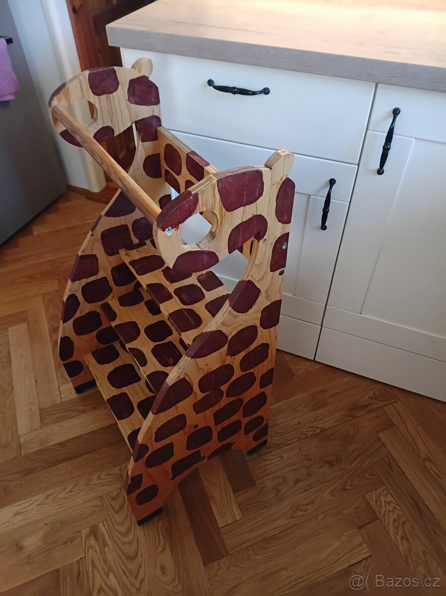 Dětské stupátko ke kuchyňské lince - 4
