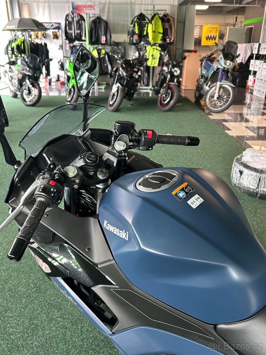 Kawasaki Ninja 500 SE 2026 - Skladem - 4
