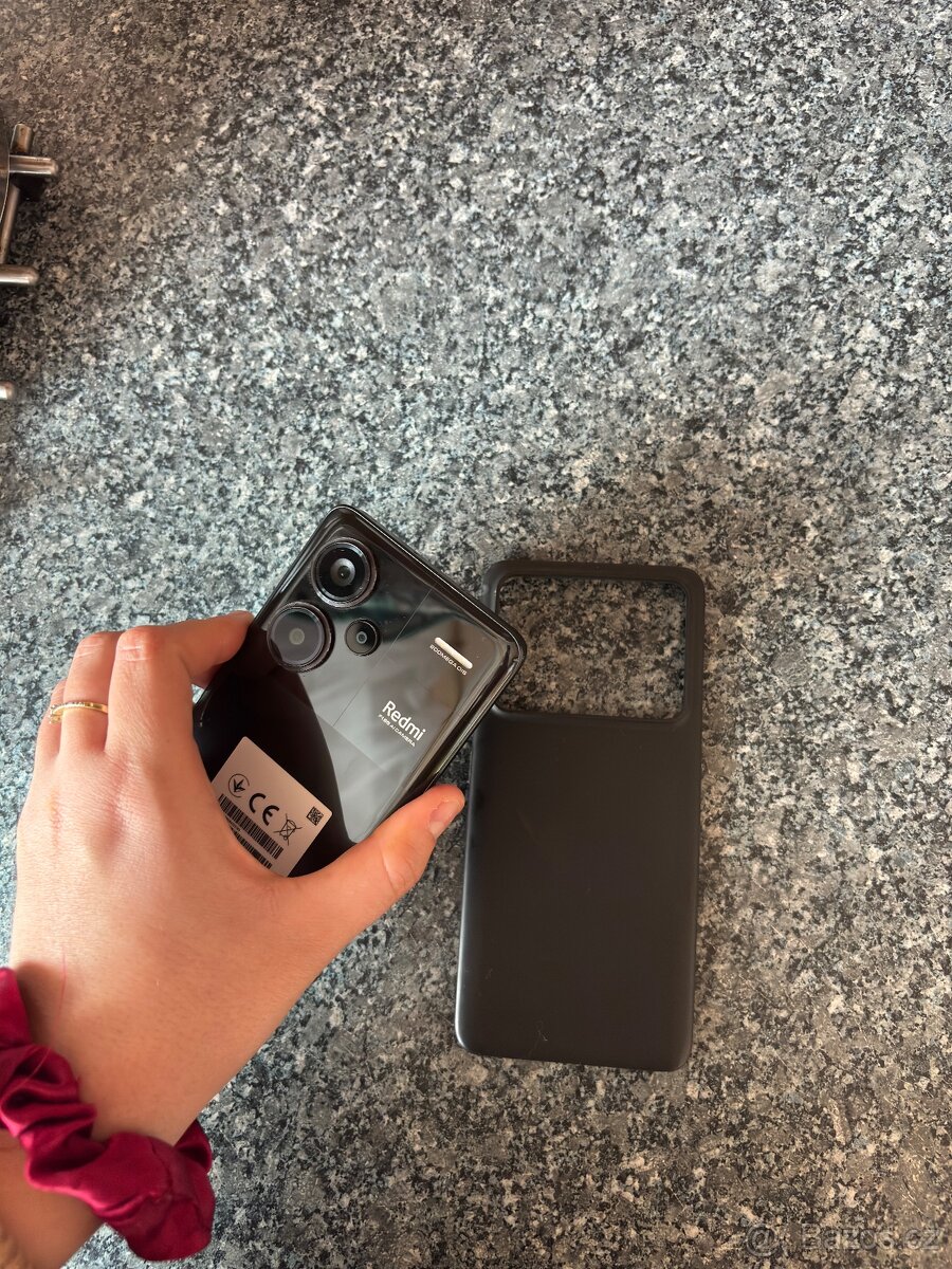 Xiaomi Redmi Note 13 Pro+ 5G 12+512GB černá - 4