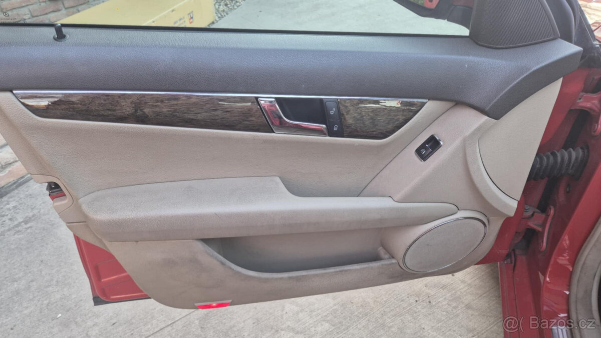 Mercedes Benz C200 Elegance Cdi W204 2,2Cdi 100kw - 4