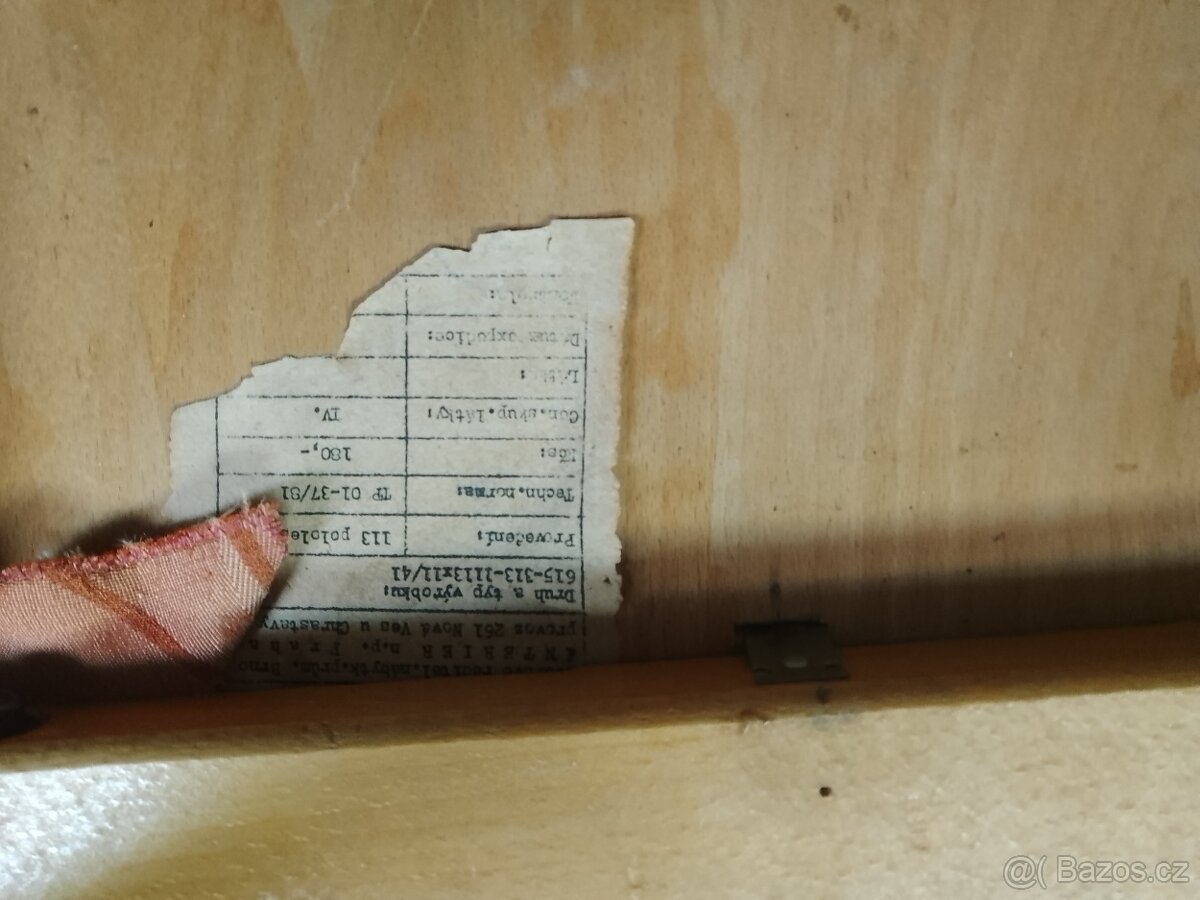 Jídelní čalouněné židle - 4