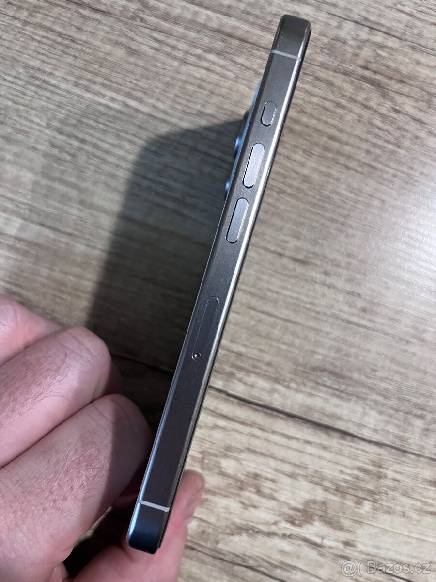 IPhone 15pro 128Gb - 4