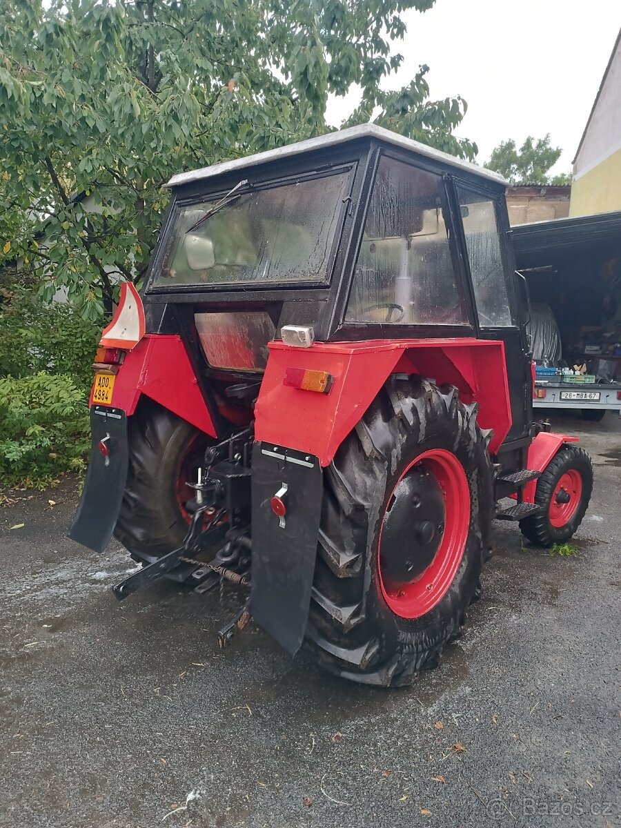 Traktor Zetor - 4
