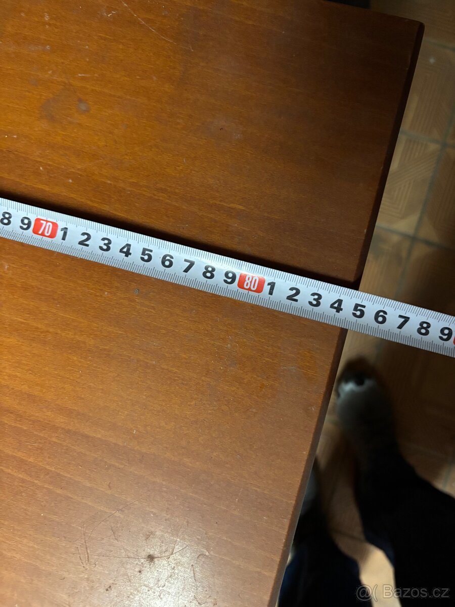 Dřevěný stůl - 4