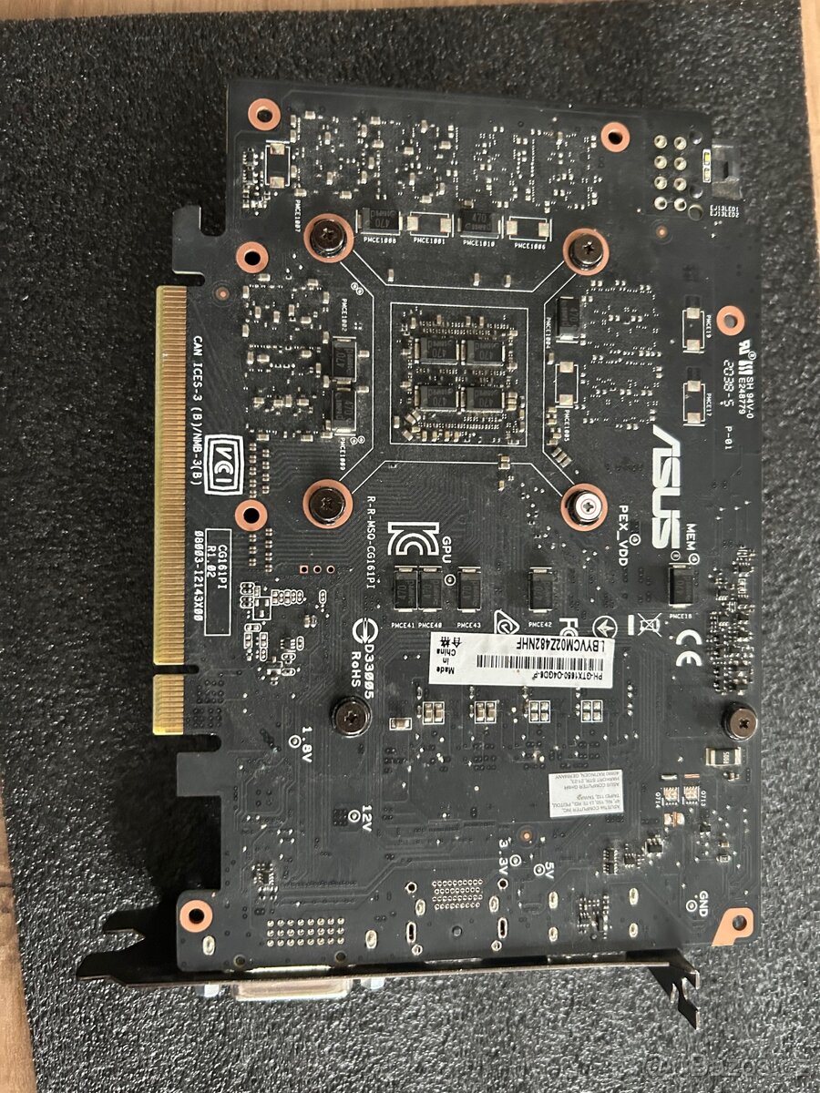 ASUS GTX1650 4gb OC-Test FurMark/3DMark - 4