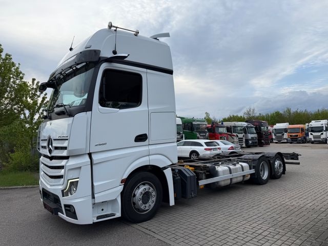 Mercedes-Benz Actros 2551 BDF - 4
