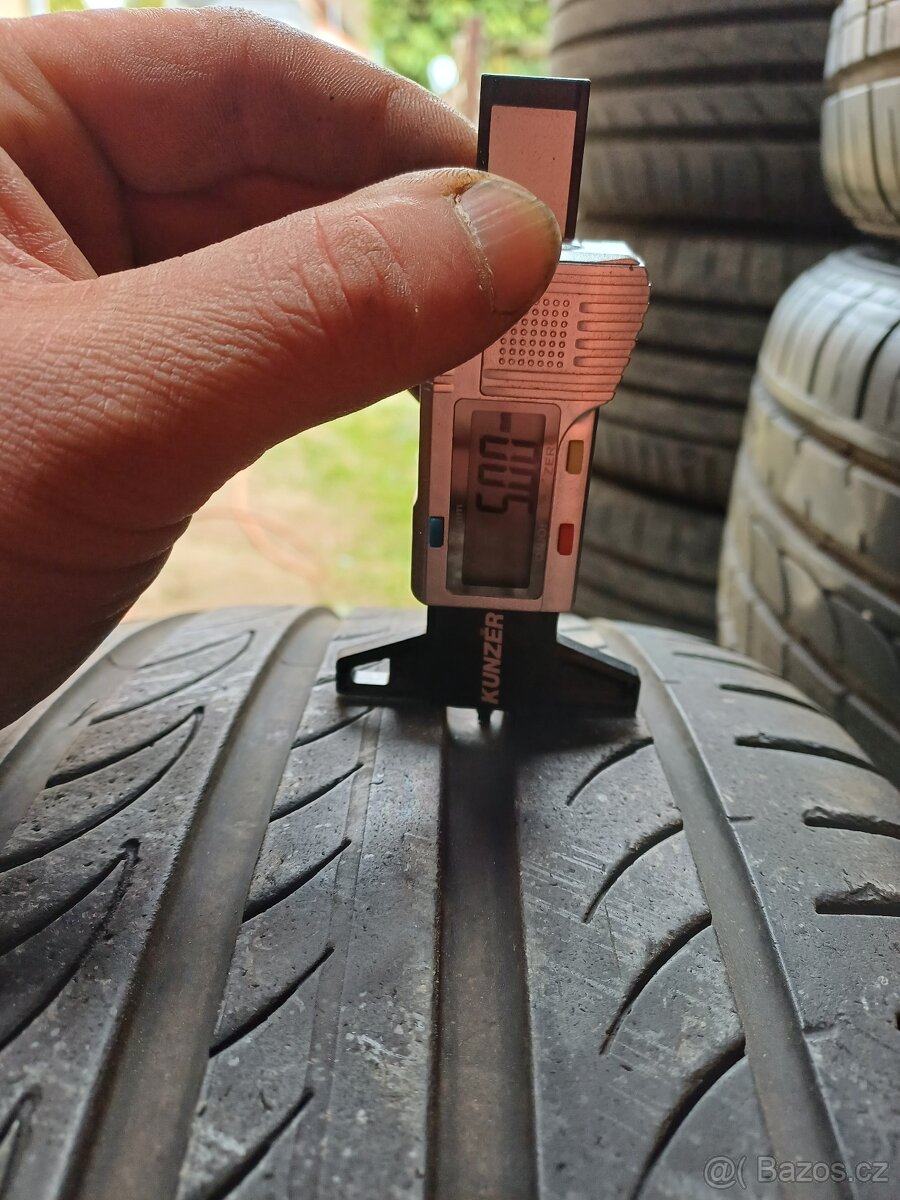 Pirelli 225/35 r19 - 4