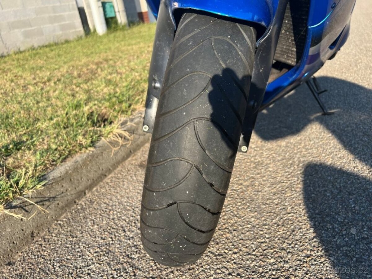 Kawasaki Ninja - 4