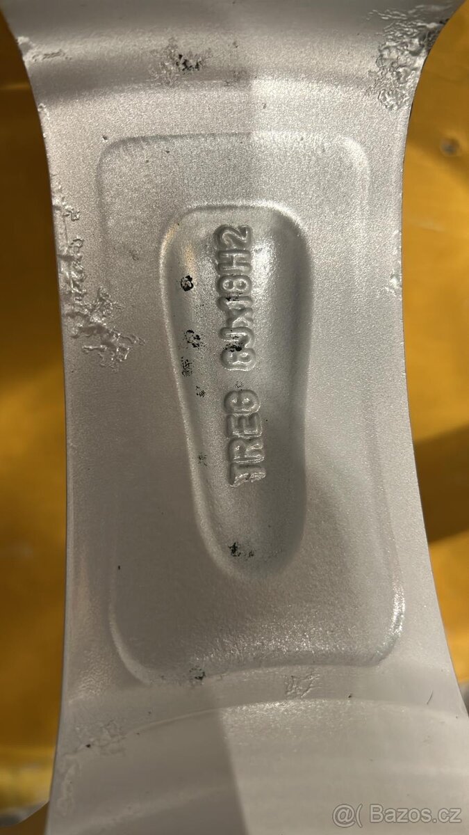 Zimní komplet s Pirelli Scorpion 255/60 R18 - 4