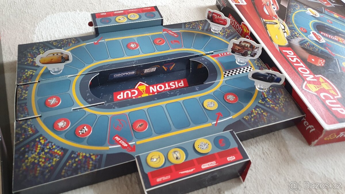 Dětská stolní závodní společenská hra Cars 3 - Piston cup - 4