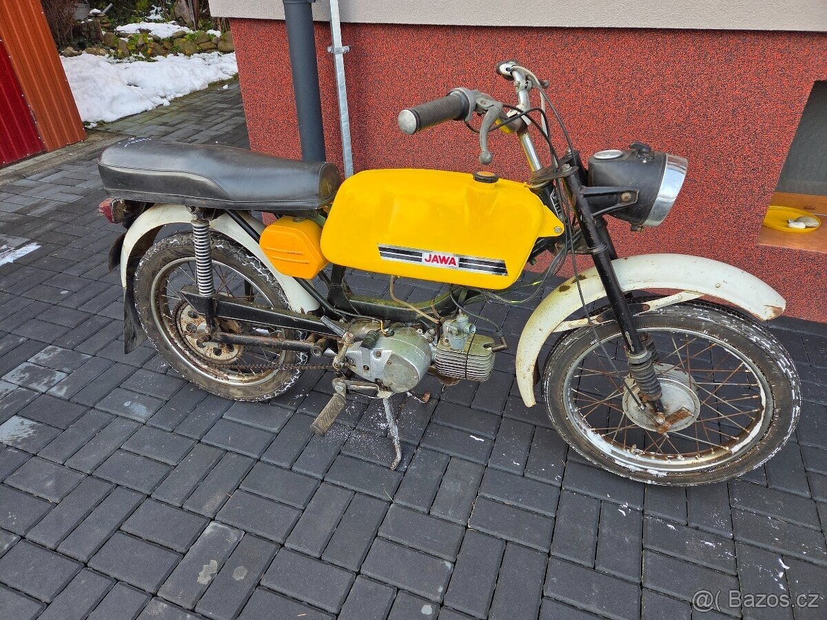 Jawa 23 Mustang bez TP, žlutý, 3. - 4
