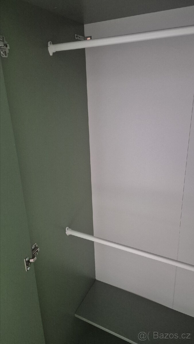 IKEA dětská šatní skříň TROGEN z masivu - 4