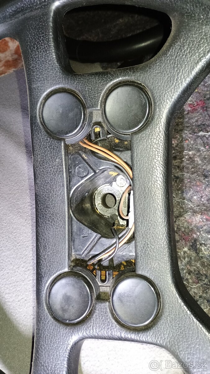 Prodám volant golf MK1 zachovalý - 4