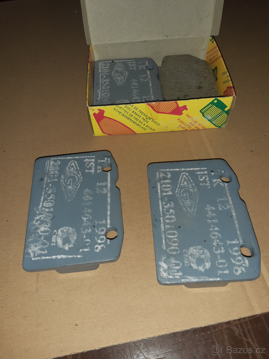 LADA, VAZ, ŽIGULI - BRZDOVÉ DESTIČKY - 4