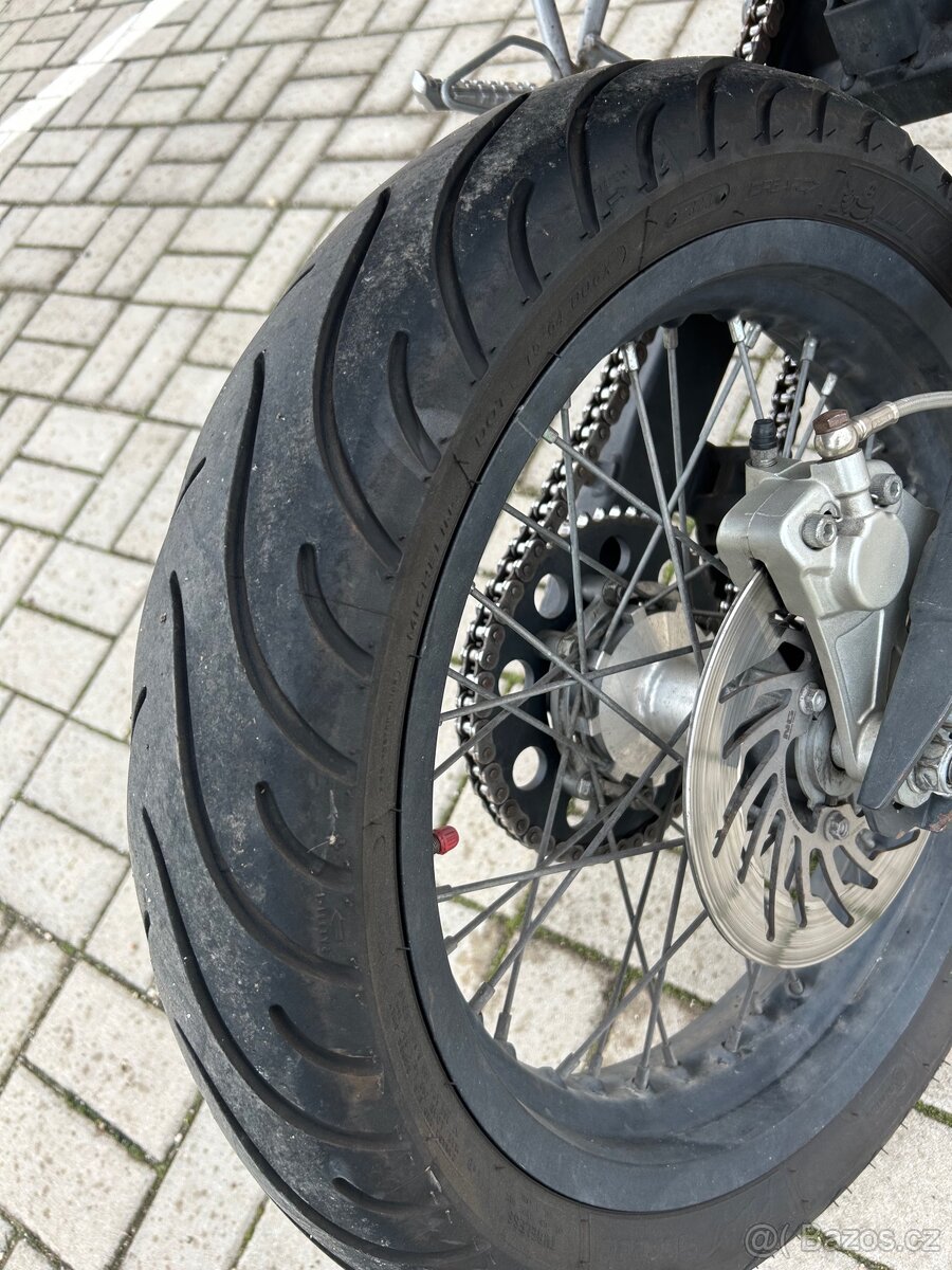 Yamaha XT 125 X 2007 - 4