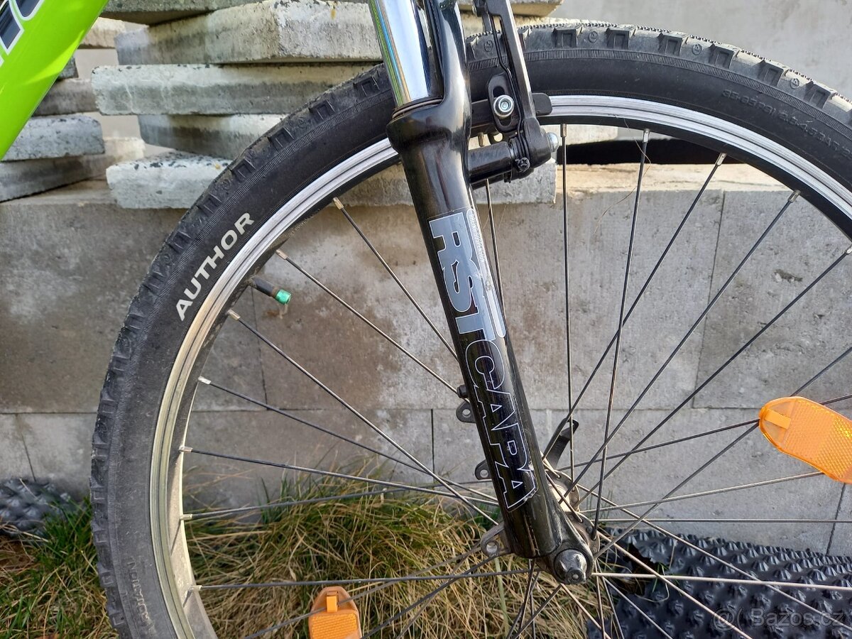 Author - chlapecké kolo - 4