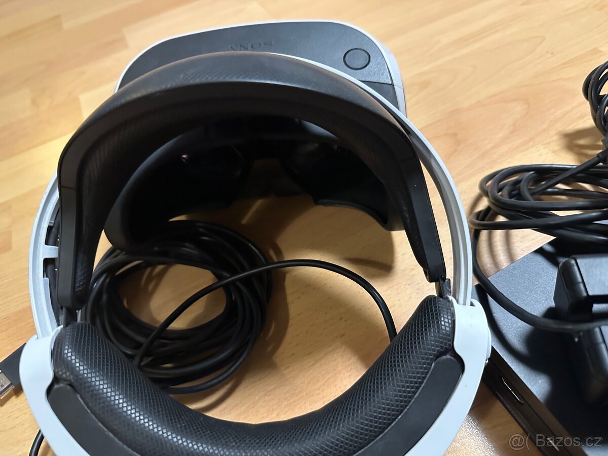 PS4+VR+ovladače+12her - 4