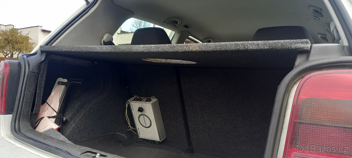 Plato na repro Golf 4 / Golf IV - 4