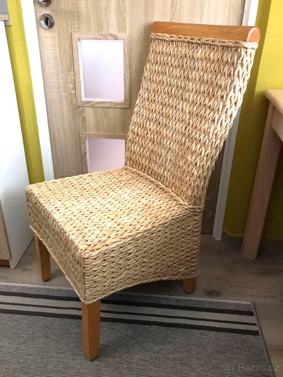 JÍDELNÍ STŮL A ŽIDLE - 4