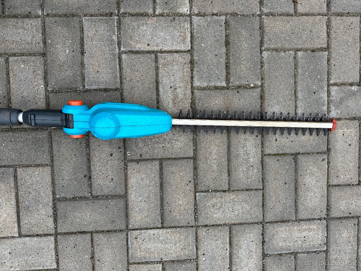 Gardena teleskopický plotostřih-bez baterie - 4