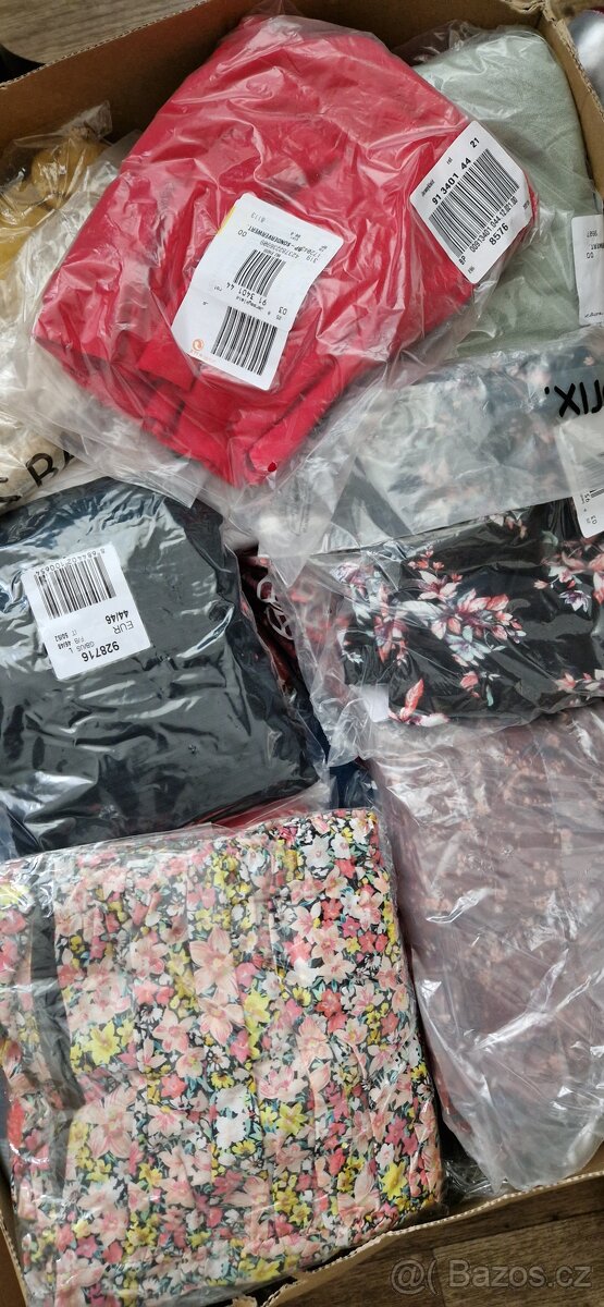 Krabice oblečení Bonprix 15ks - 4