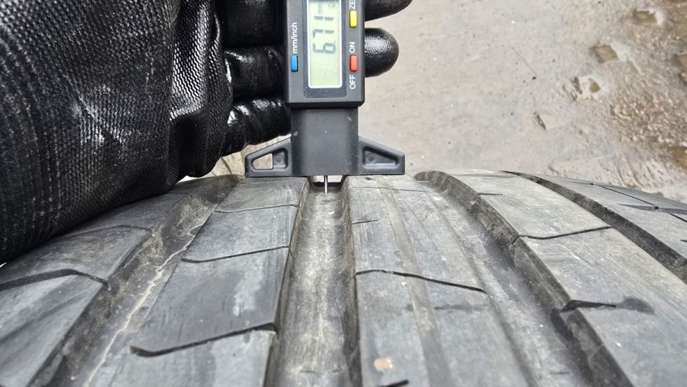 Letní pneu 235/40/20 Pirelli - 4