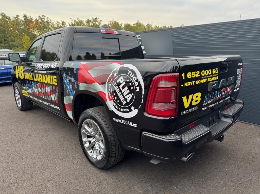 RAM 1500 5,7 V8 E-Torque Laramie Crew Cab (2024) - 4