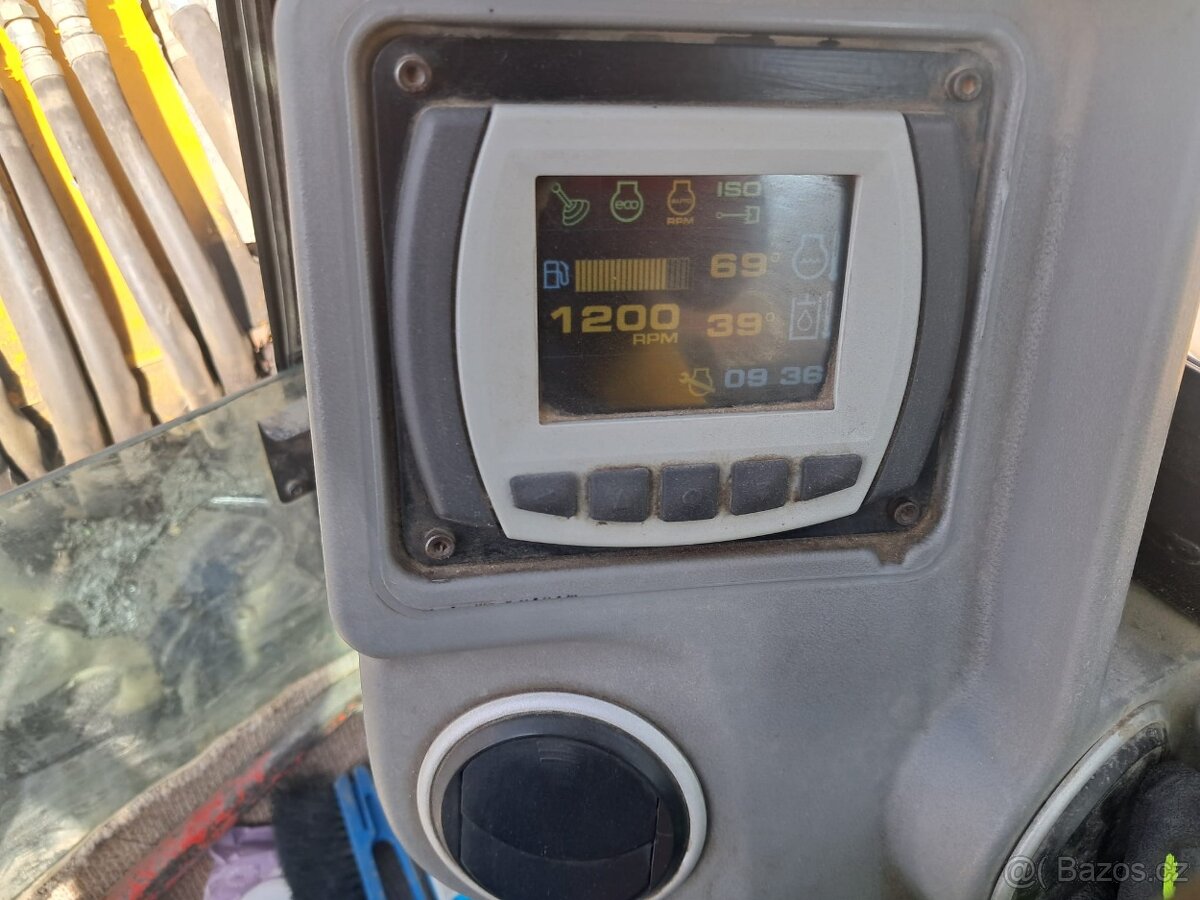 Pásové rypadlo JCB 67C-1 - 4
